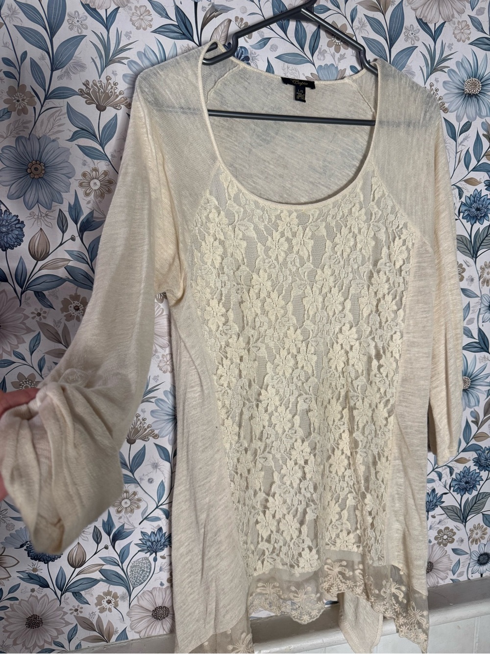 Cupio Cream Lace Scoop Neck Tunic
